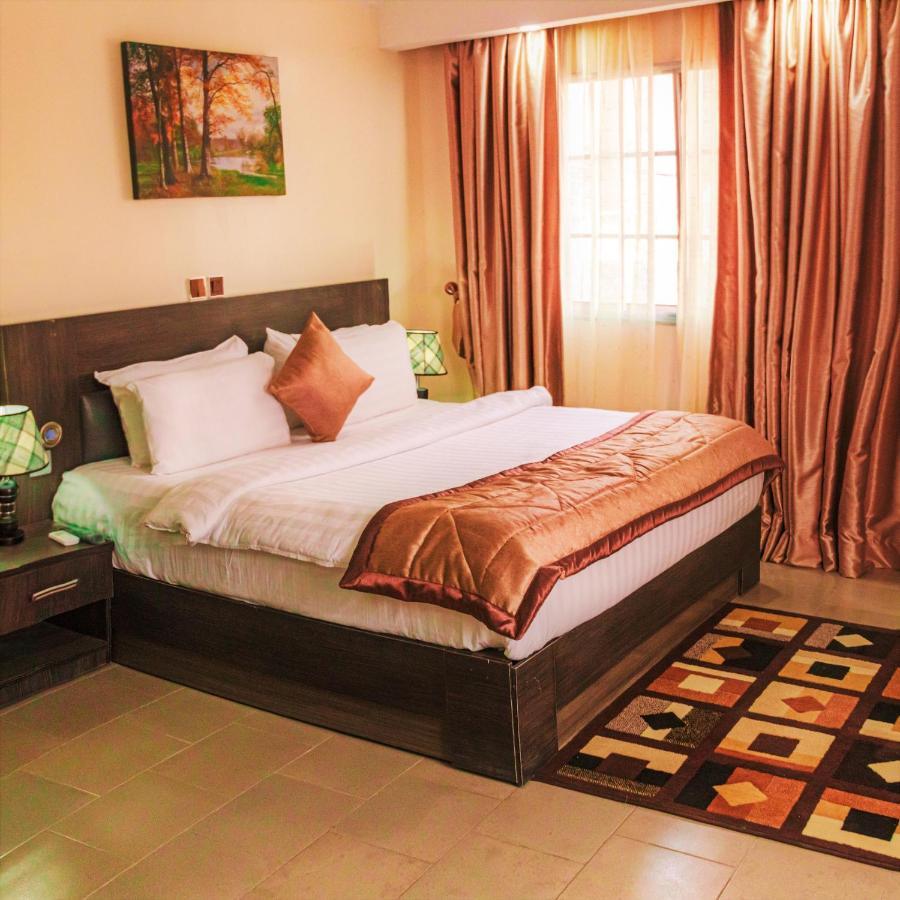 Beni Gold Hotel, Ikoyi ลากอส ภายนอก รูปภาพ