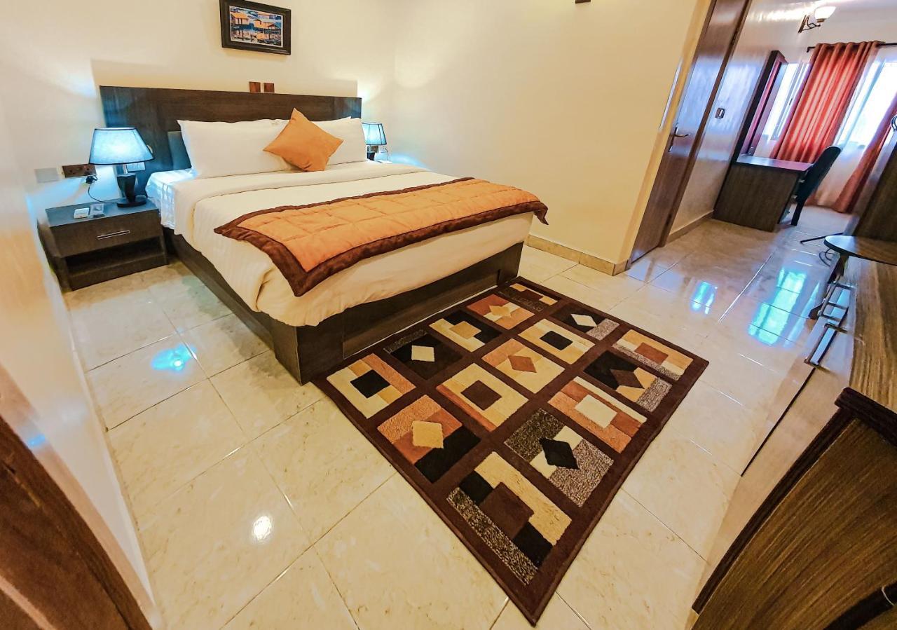 Beni Gold Hotel, Ikoyi ลากอส ภายนอก รูปภาพ